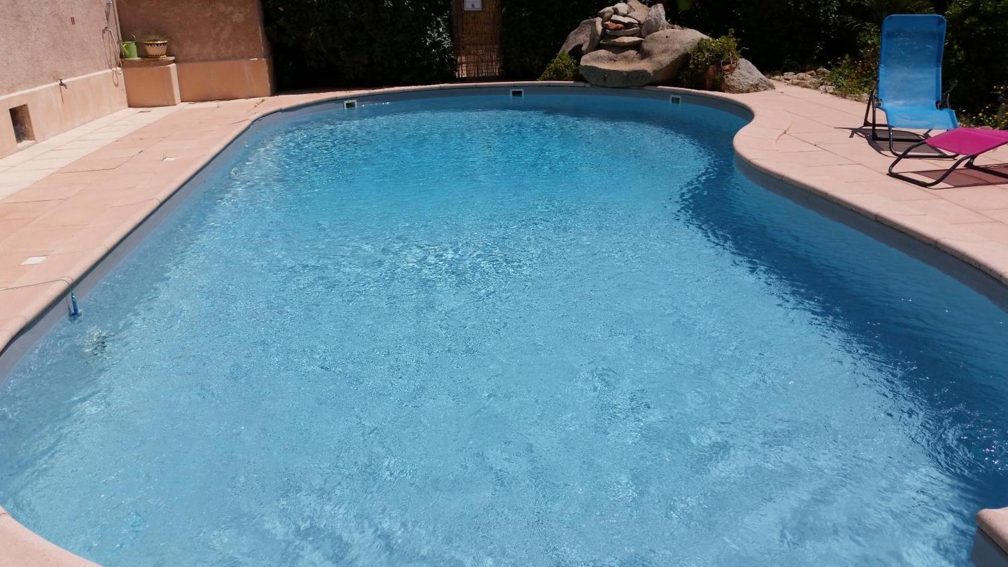Appartement Climatise 35 M2 Pour 1 Couple - Piscine Partagee - بورتو فيكشْيو المظهر الخارجي الصورة